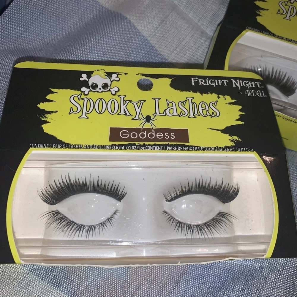 FRIGHT NIGHT BY ARDELL spooky lashes GODDESS - Picture 1 of 3